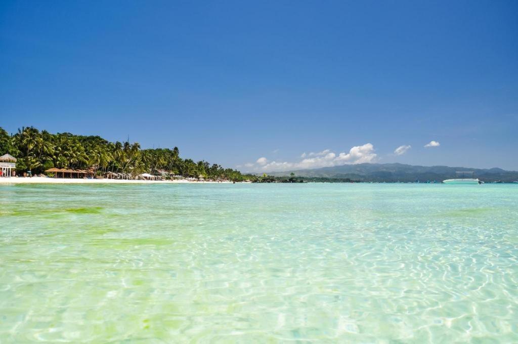 Boracay Travelodge Hotel Balabag (Boracay)