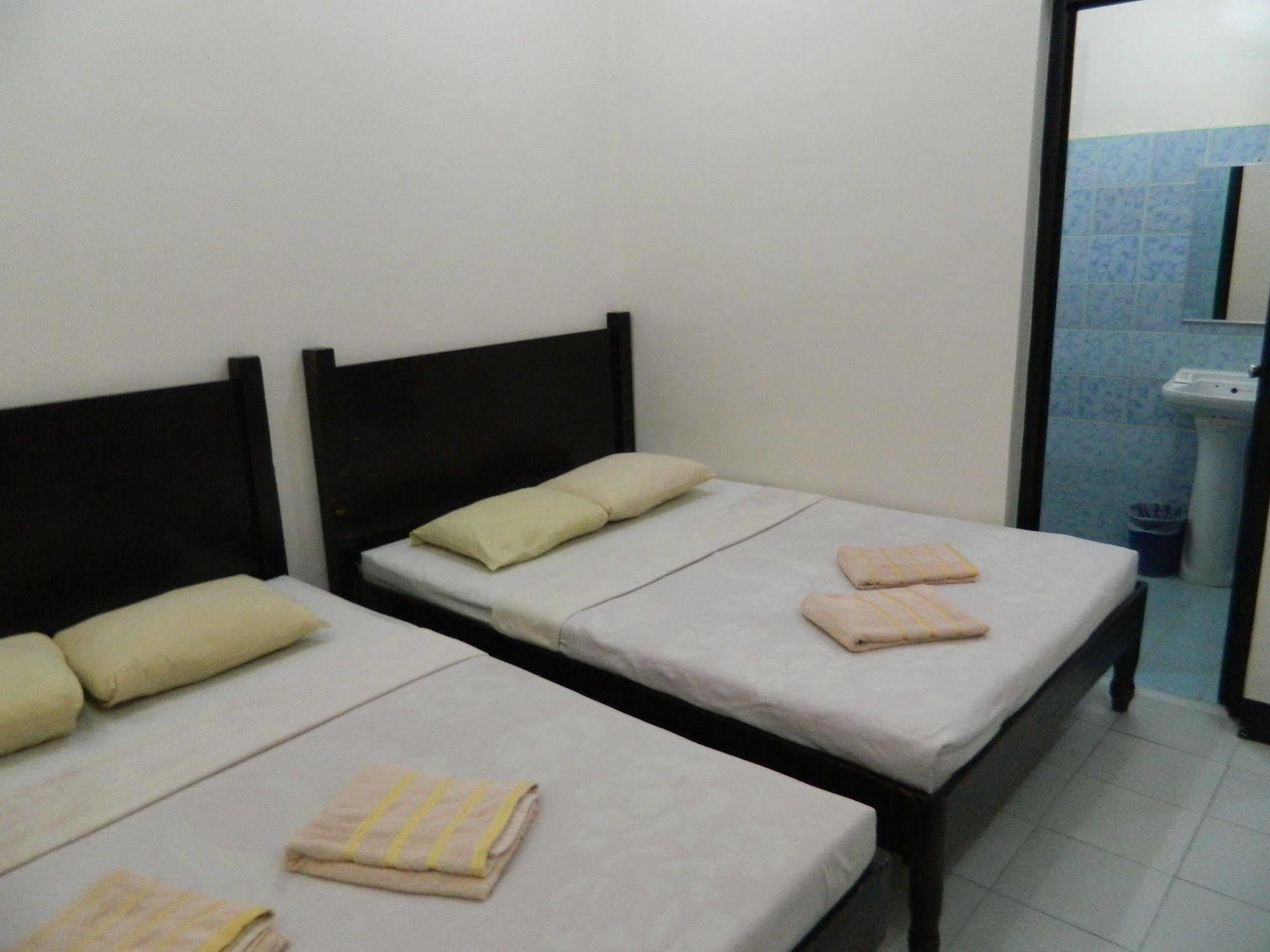 Boracay Travelodge Hotel Balabag (Boracay)