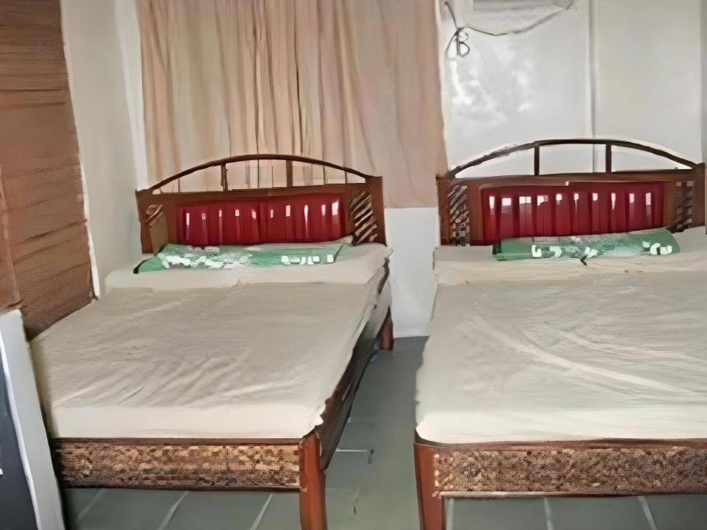 Boracay Travelodge Hotel 2*